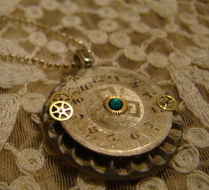 Cogs and Wheel Vintage Steampunk pendant necklace